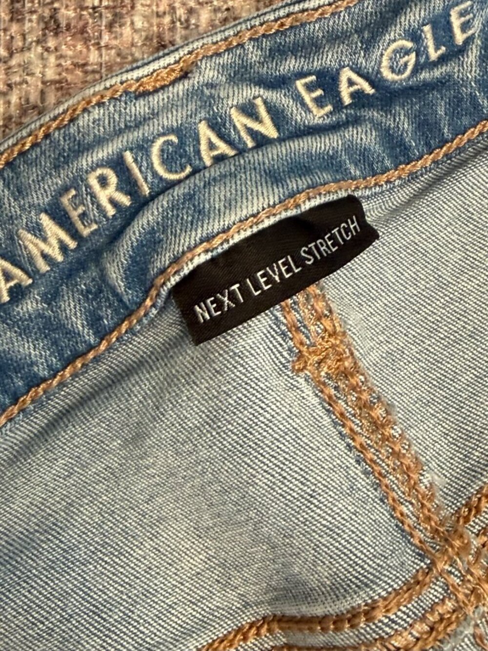 American Eagle Midi Women's Next Level Stretch Denim Shorts Size 12 - Picture 2 of 5